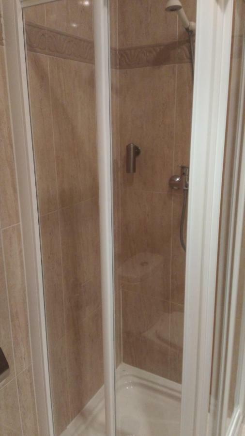 Hostal Puerta Del Valle La Cistérniga Kültér fotó